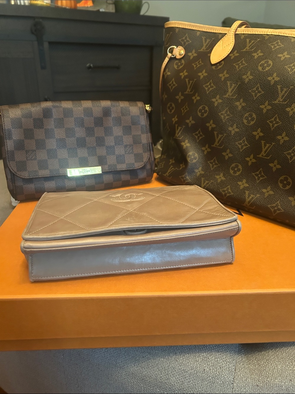 LV MM Mon, Favorite Damier Ebene MM, Vintage classic Chanel bags bundle of 3 - Picture 13 of 17